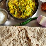 Foodcazt Pithla Bhakri Recipe